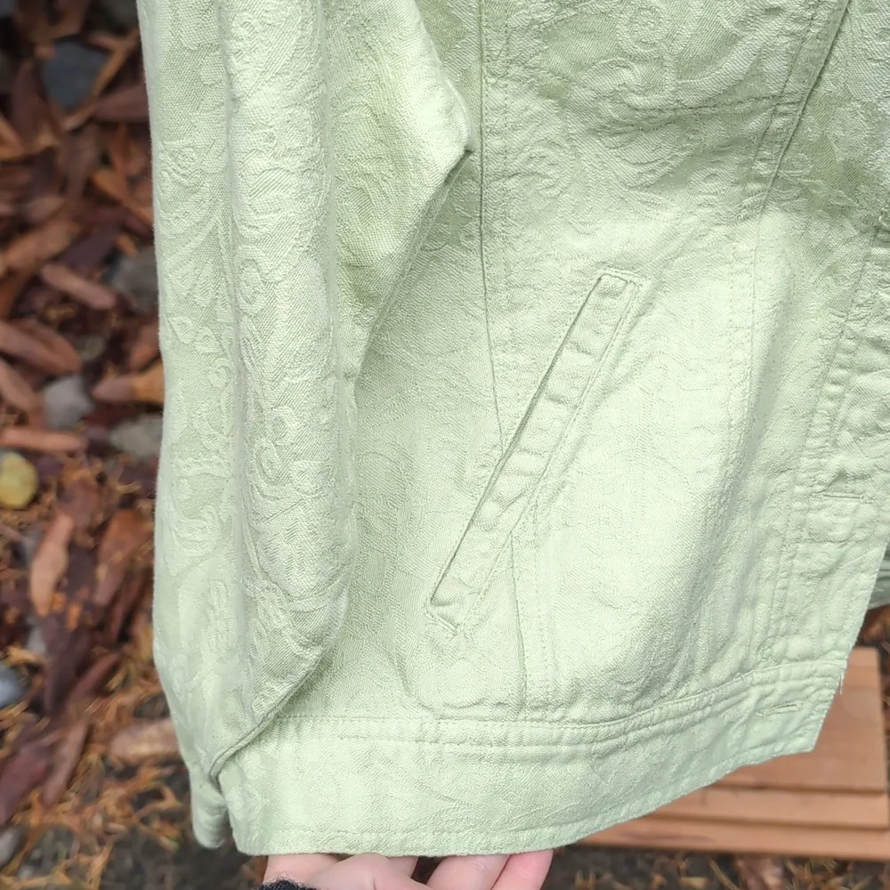Vintage Green Button Down Jacket / Coat Paisley Embossed Fabric - Picture 5 of 5